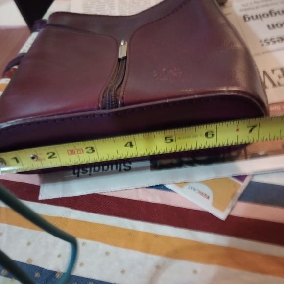 VERA Pelle Italian Leather Handbag Crossbody Burgundy Adjustable Strap - Picture 9 of 11